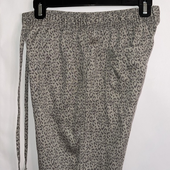Nicole Miller size small 100% Lyocell animal print joggers - Picture 7 of 15